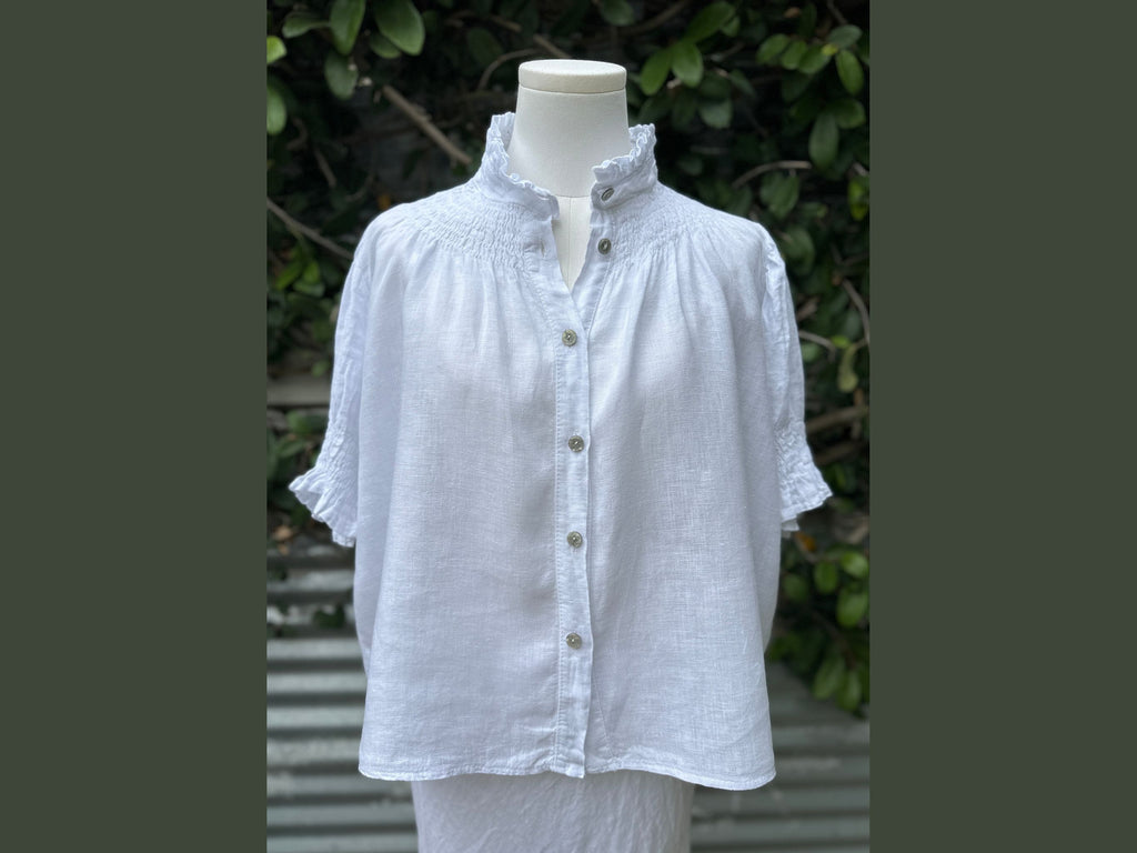 short sleeve smocked linen blouse (one size)
