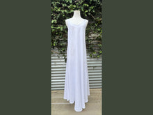 Load image into Gallery viewer, sleeveless long linen strappy dress (one size)