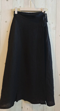 Load image into Gallery viewer, linen wrap skirt (one size)