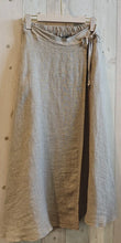 Load image into Gallery viewer, linen wrap skirt (one size)