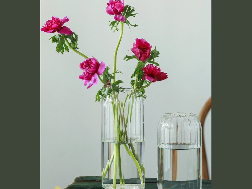 ribbed glass vase (available in three sizes)