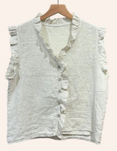 Load image into Gallery viewer, sleeveless ruffled button up linen blouse (one size)
