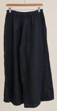 Load image into Gallery viewer, wide leg cropped pant (one size)