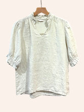 Load image into Gallery viewer, ruffled collar puff sleeve linen blouse (one size)