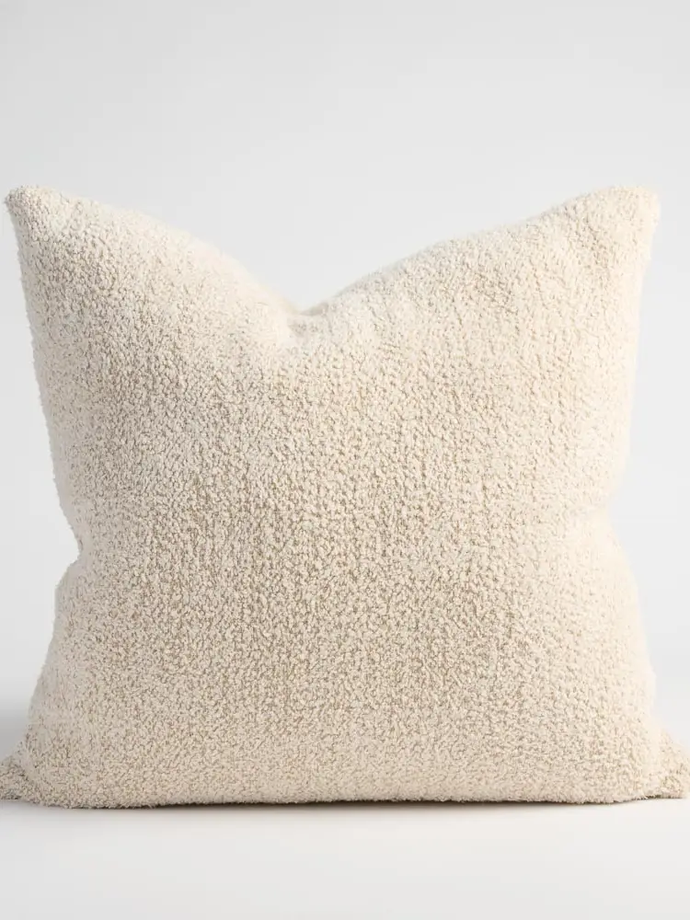 sand boucle pillow 20