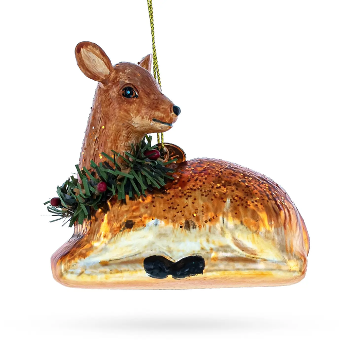 deer w/wreath ornament